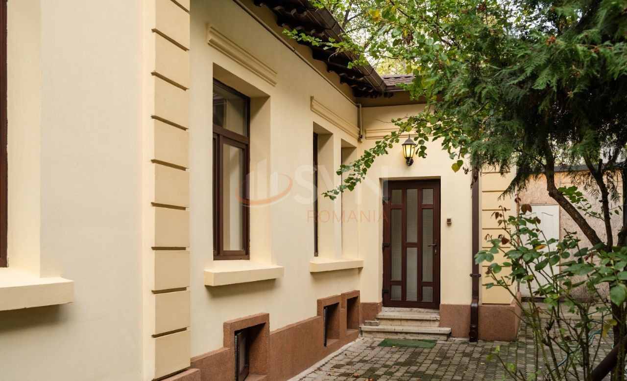 Casa, 5 camere Bucuresti/Capitale