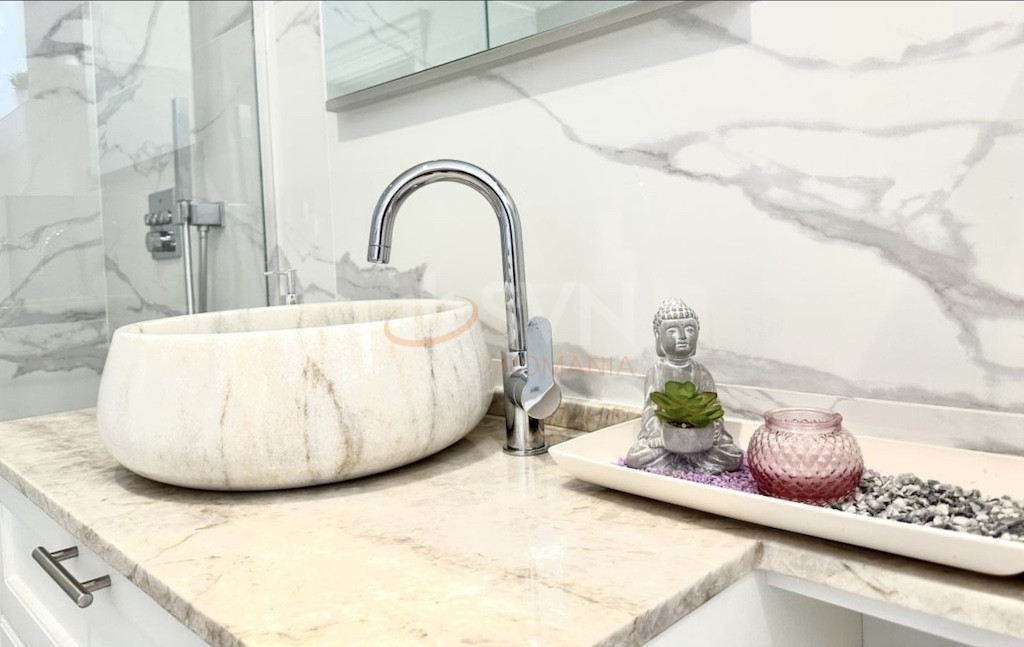 Casa, 5 camere Bucuresti/Iancu Nicolae