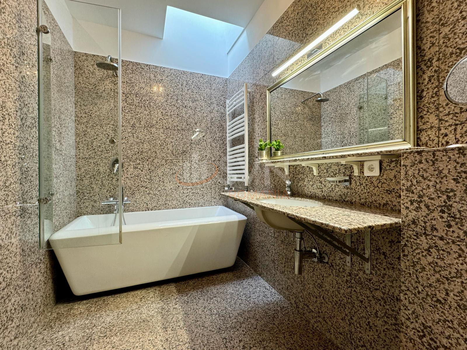 Casa, 5 camere Bucuresti/Decebal