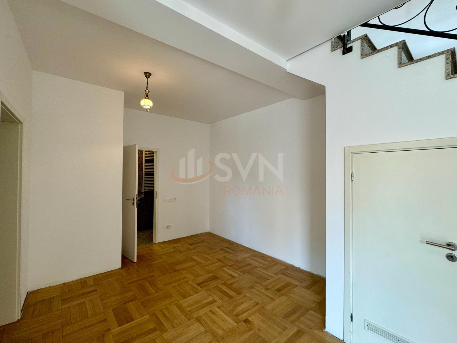Casa, 5 camere Bucuresti/Decebal