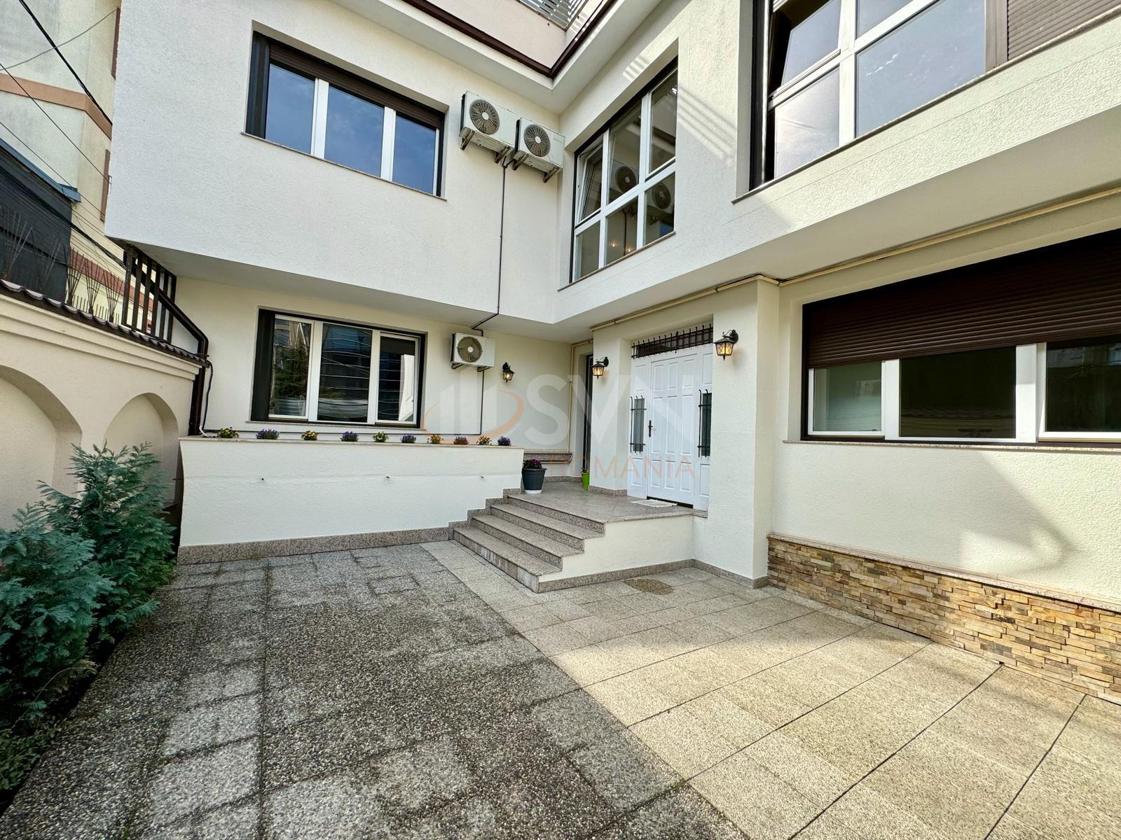 Casa, 5 camere Bucuresti/Decebal