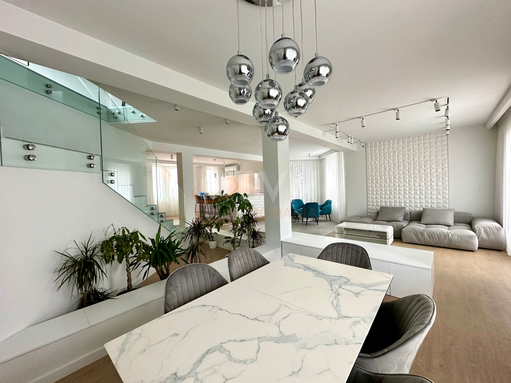 Casa, 5 camere Bucuresti/Baneasa