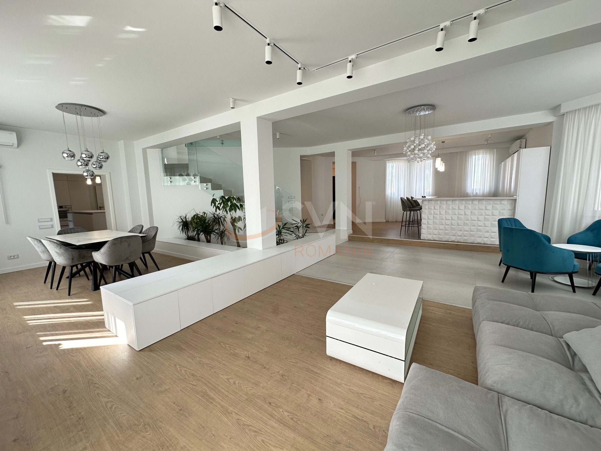 Casa, 5 camere Bucuresti/Baneasa