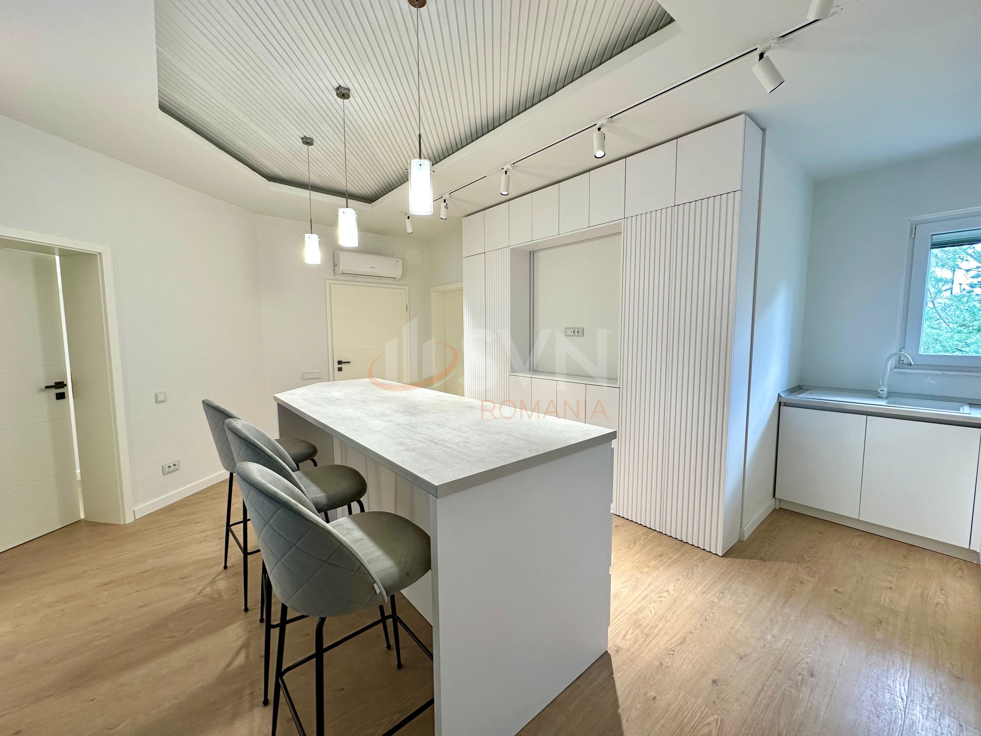 Casa, 5 camere Bucuresti/Baneasa