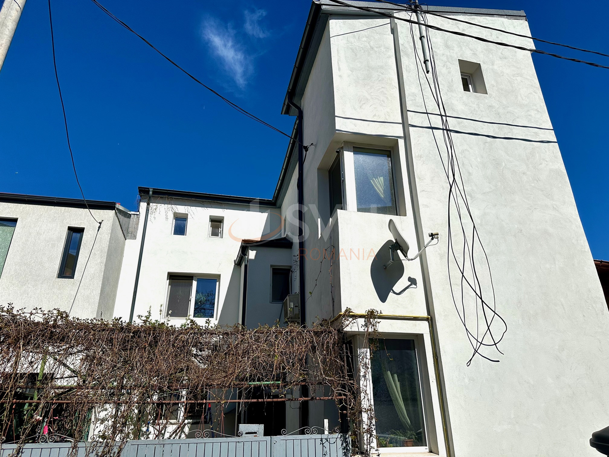 Casa, 5 camere Bucuresti/1 Mai