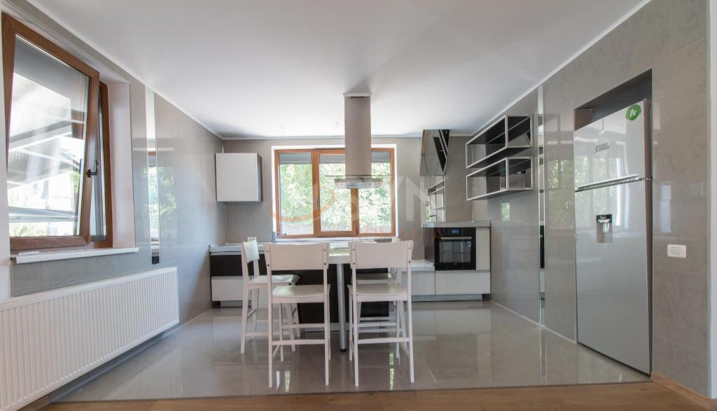 Casa, 5 camere Bucuresti/Iancu Nicolae