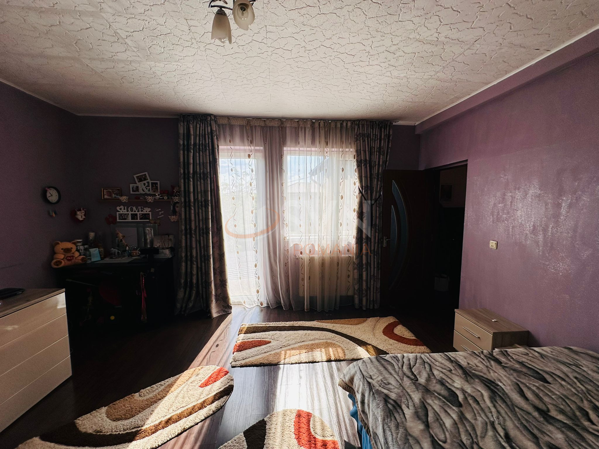 Casa, 5 camere Dambovita/Centru