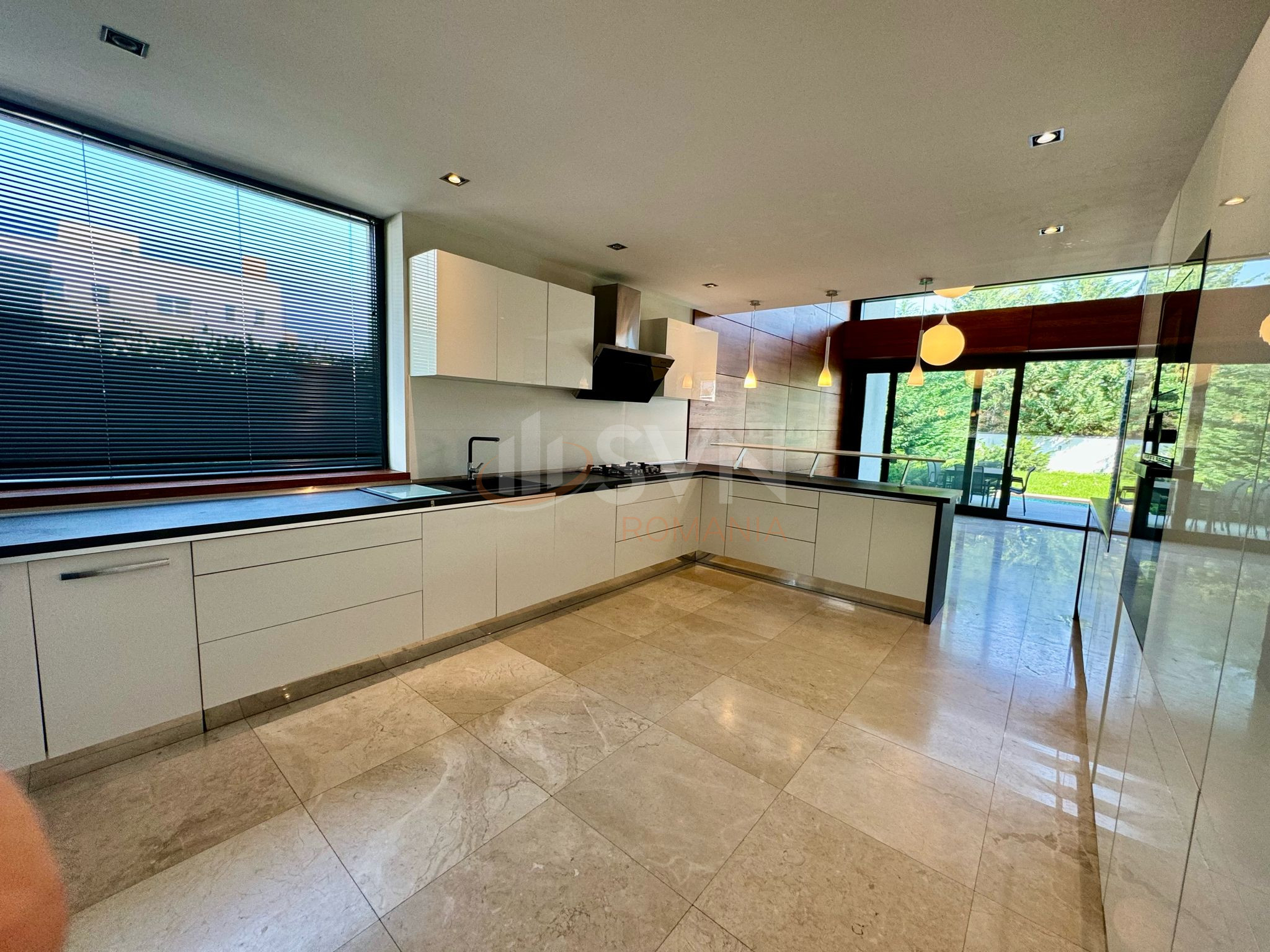 Casa, 5 camere Bucuresti/Iancu Nicolae