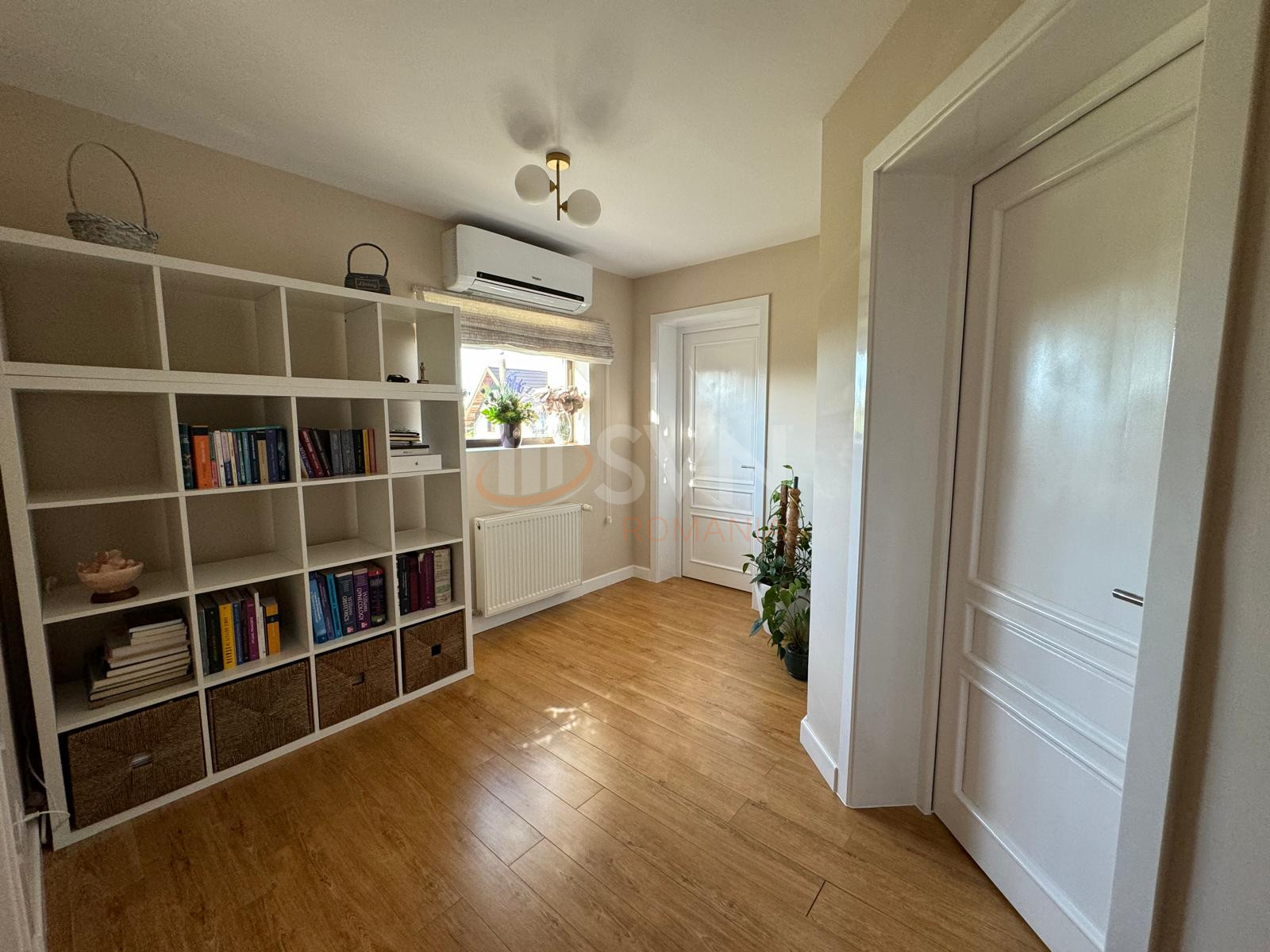 Casa, 5 camere Dambovita/Centru