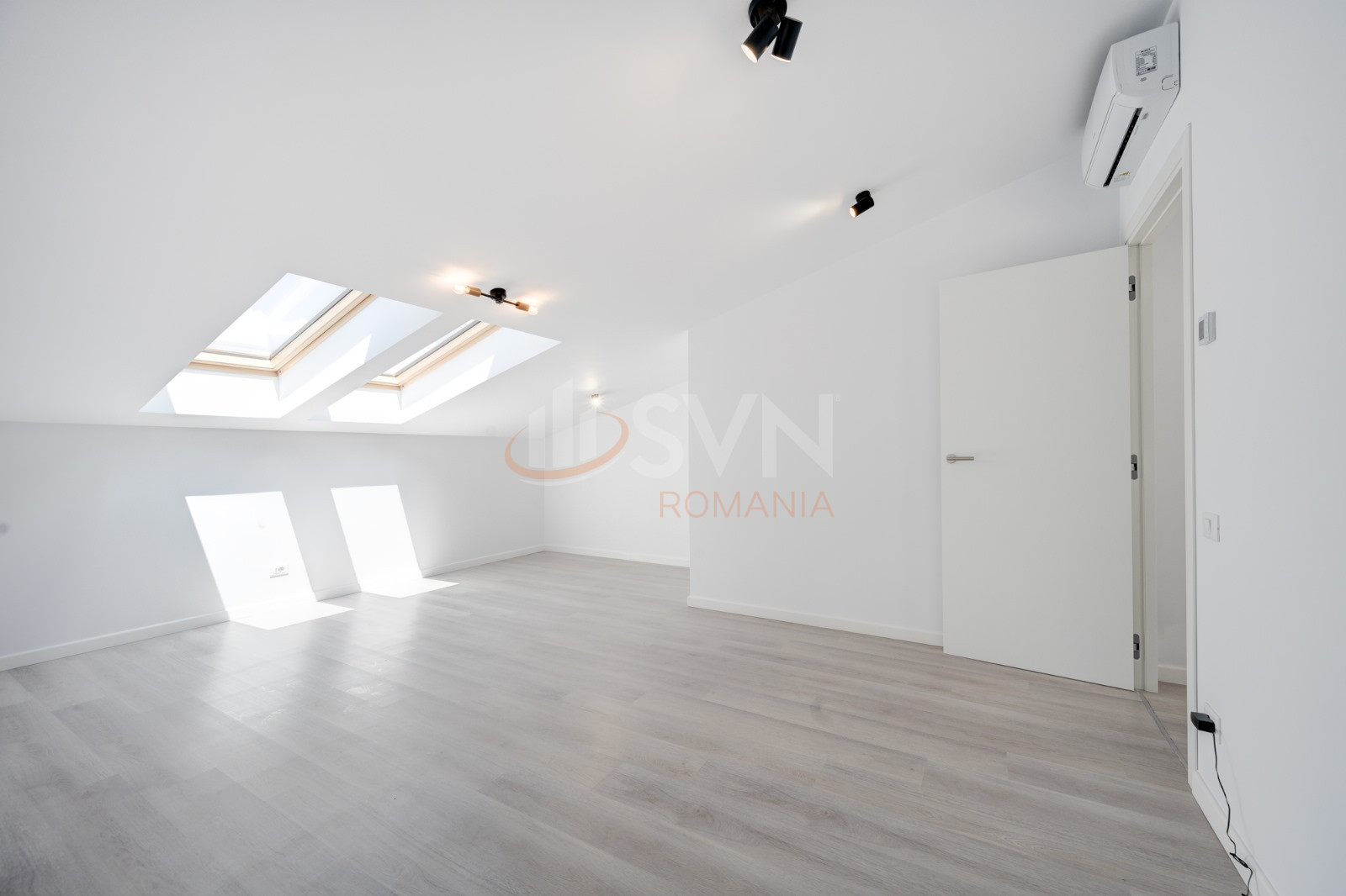Casa, 5 camere Bucuresti/Pipera