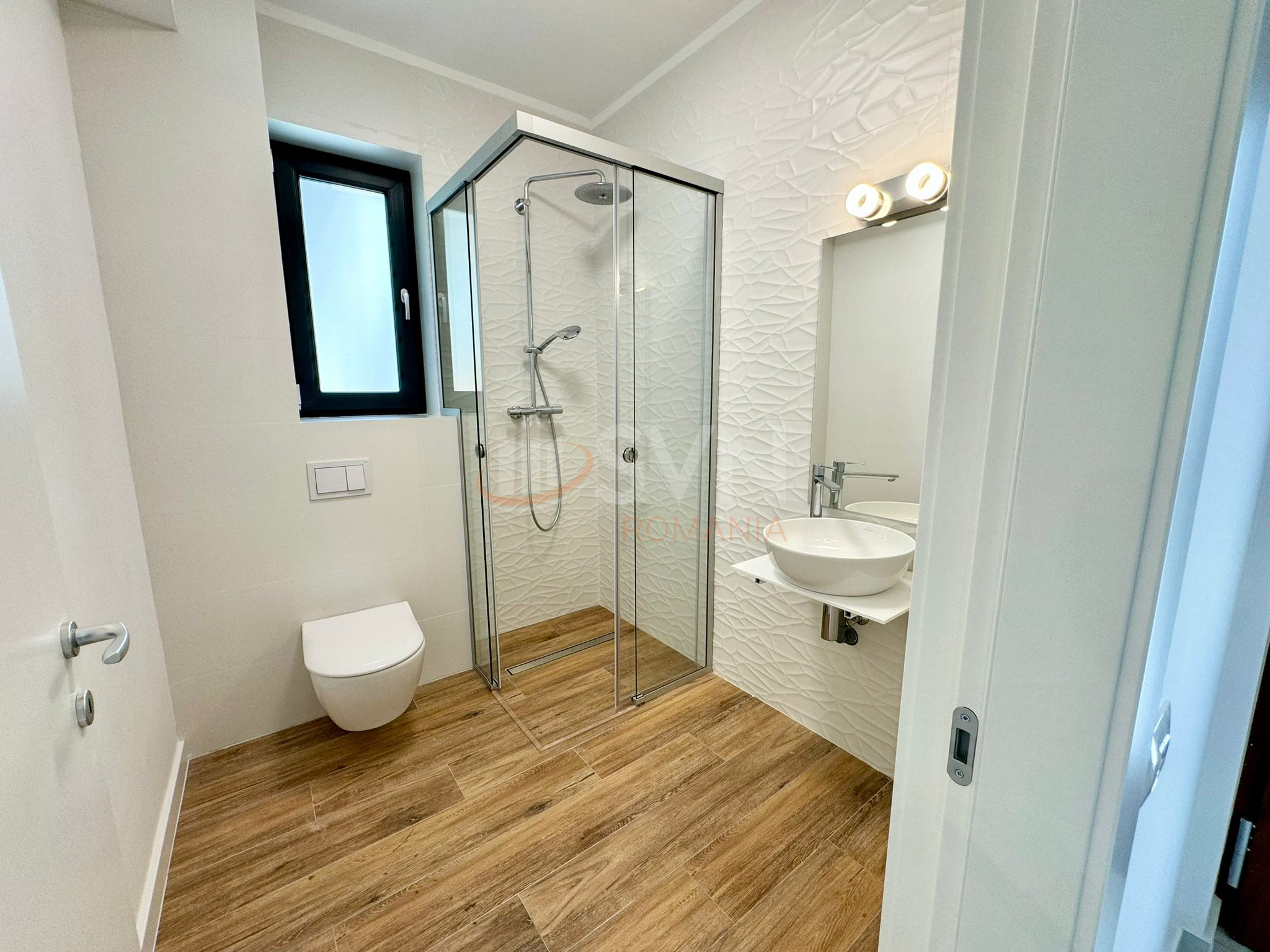 Casa, 5 camere Bucuresti/Chitila