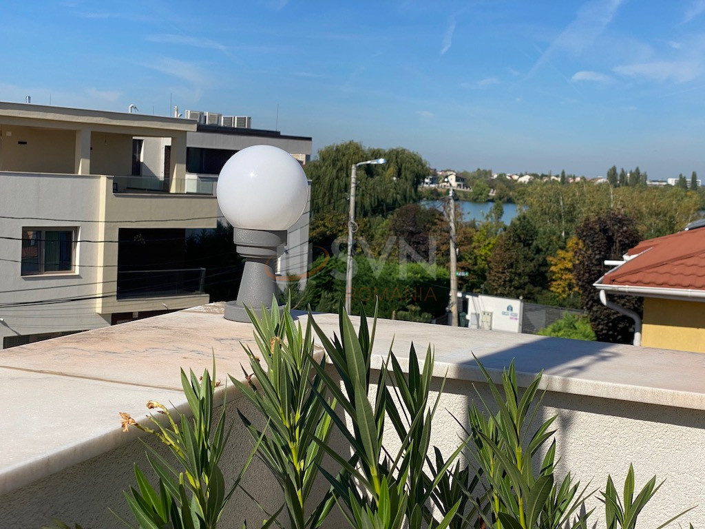 Casa, 5 camere Bucuresti/Damaroaia