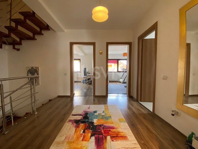 Casa, 5 camere Ilfov/Corbeanca