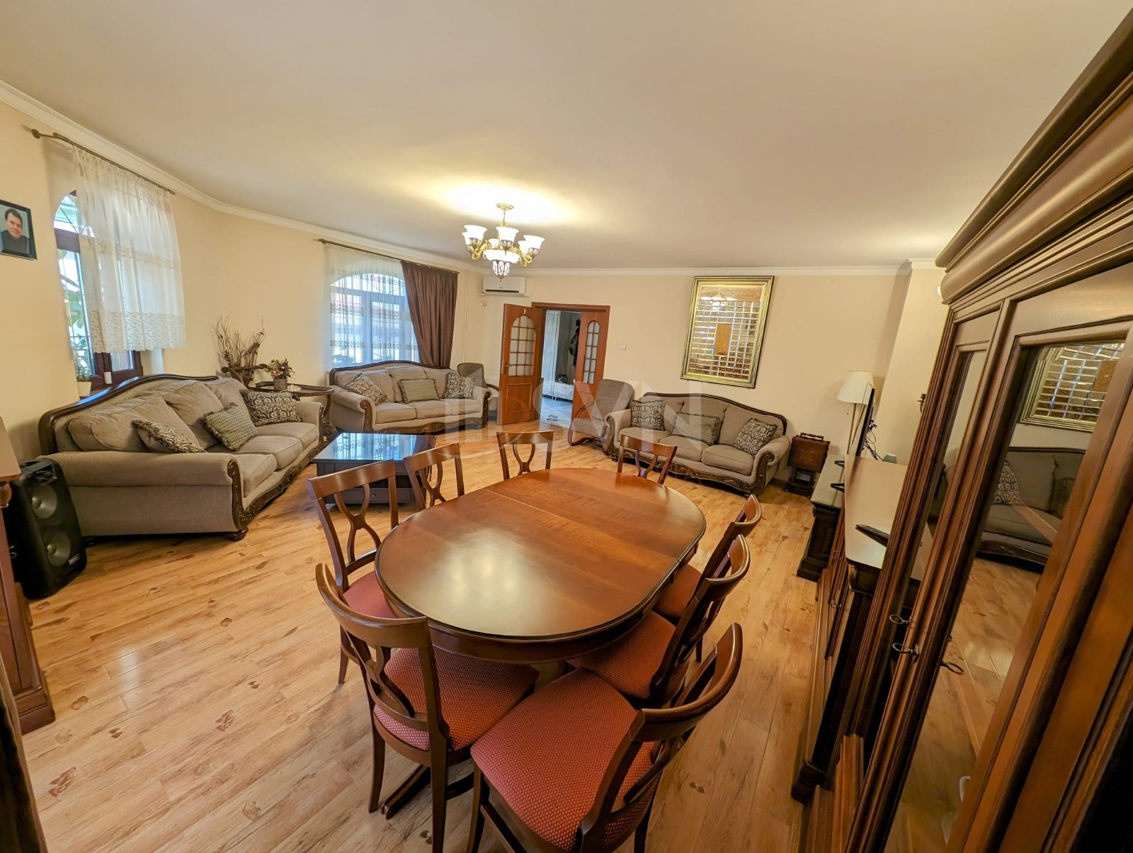 Casa, 5 camere Bucuresti/Bucurestii Noi