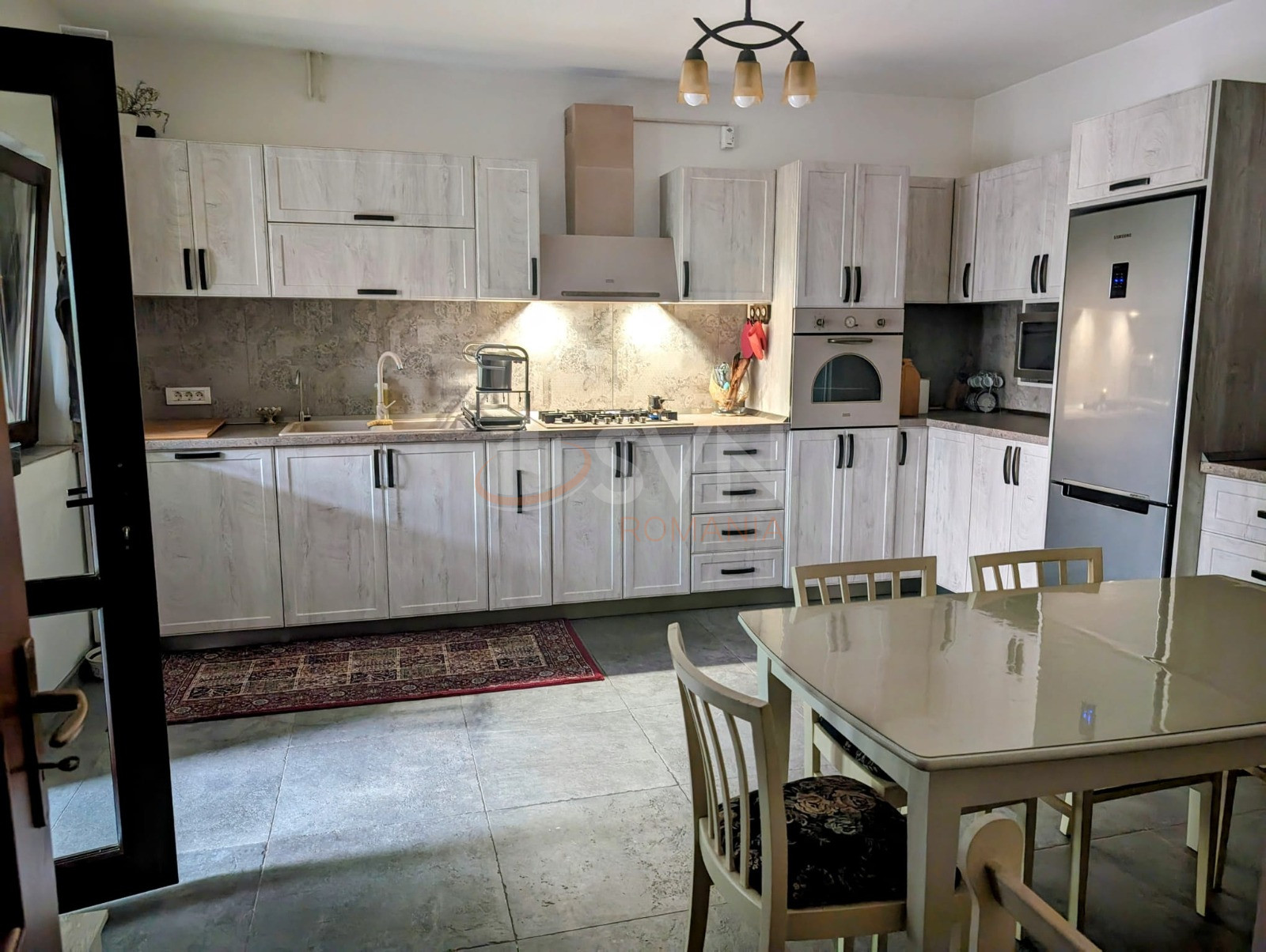 Casa, 5 camere Bucuresti/Bucurestii Noi