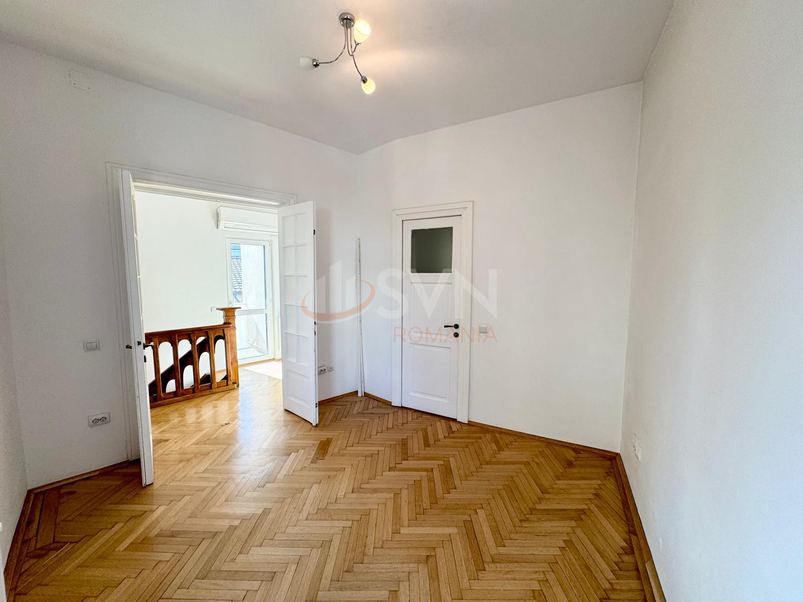 Casa, 5 camere Bucuresti/Ferdinand