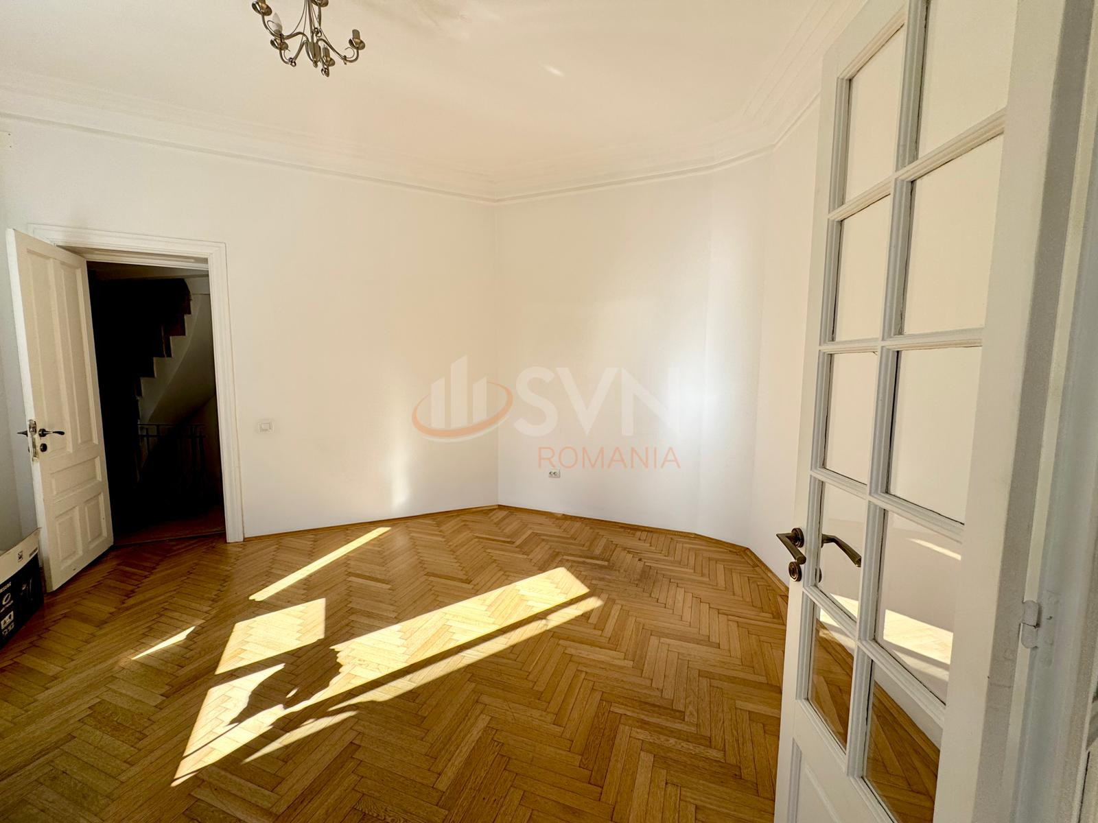 Casa, 5 camere Bucuresti/Ferdinand