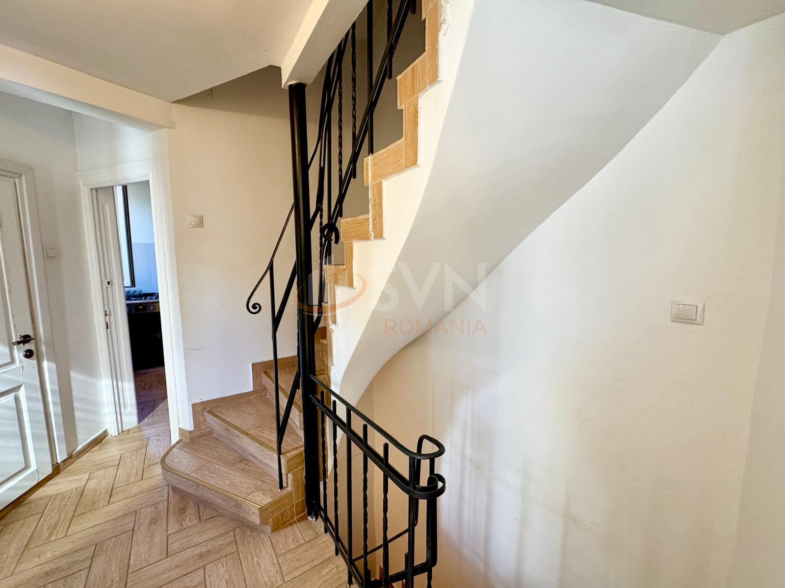 Casa, 5 camere Bucuresti/Ferdinand