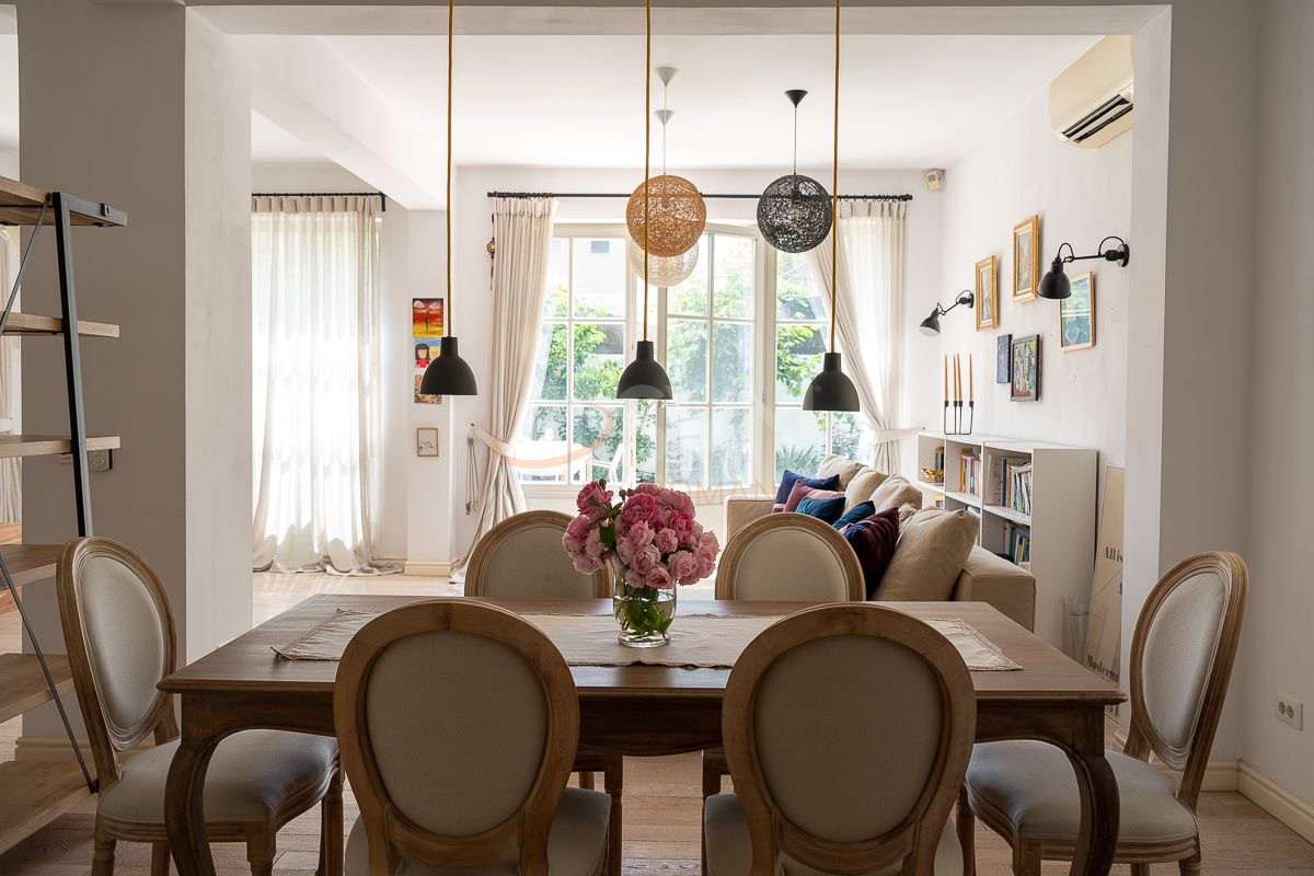 Casa, 5 camere Bucuresti/Piata Muncii