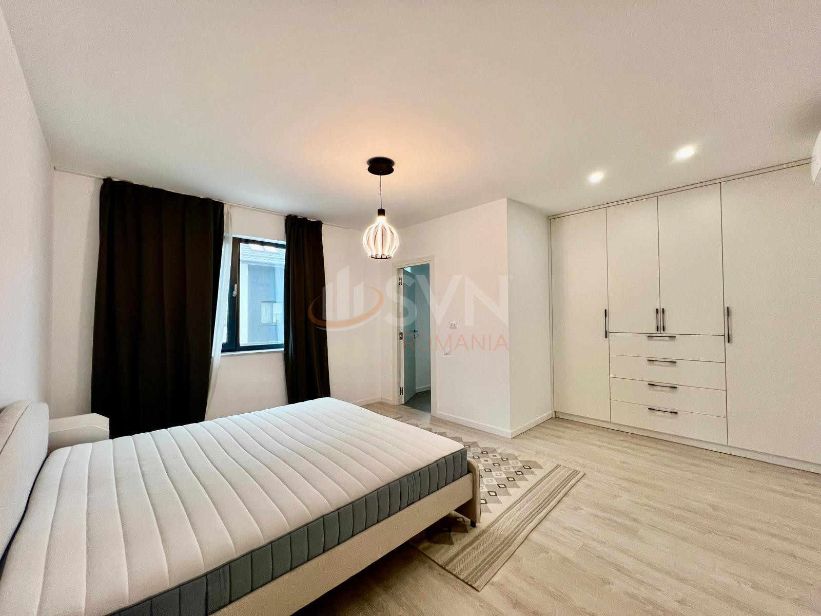 Casa, 5 camere Bucuresti/Pipera