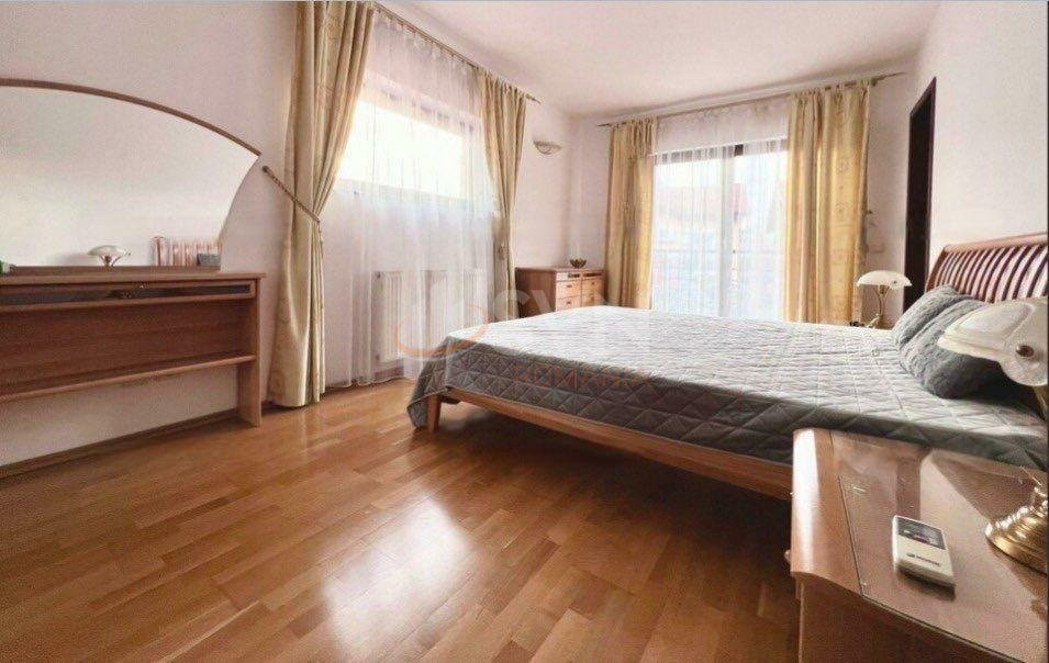 Casa, 5 camere Bucuresti/Iancu Nicolae