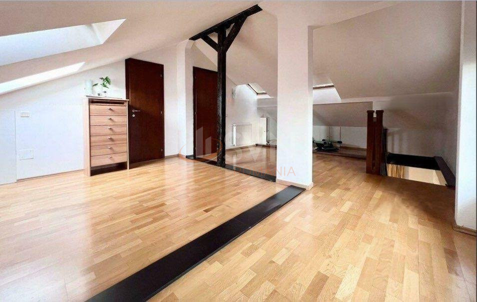 Casa, 5 camere Bucuresti/Iancu Nicolae