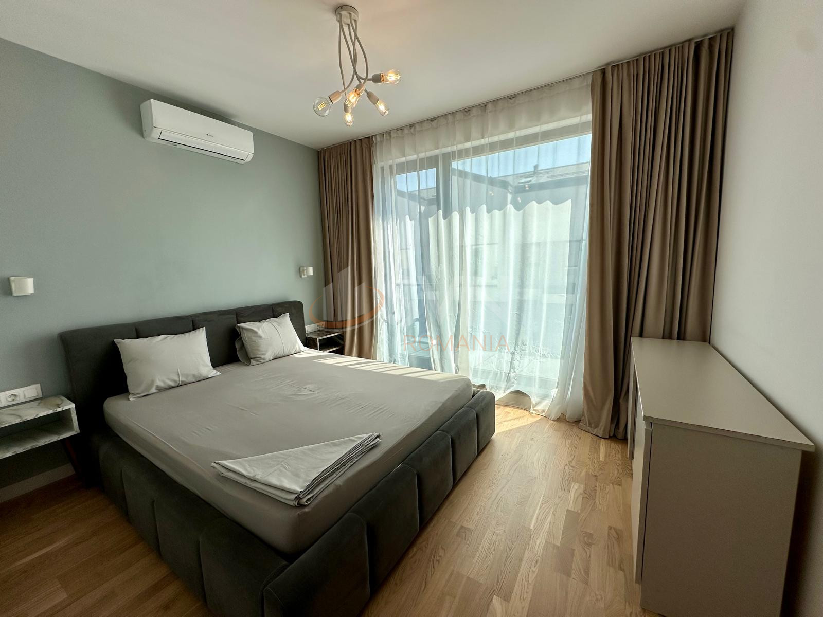 Casa, 5 camere Bucuresti/Pipera