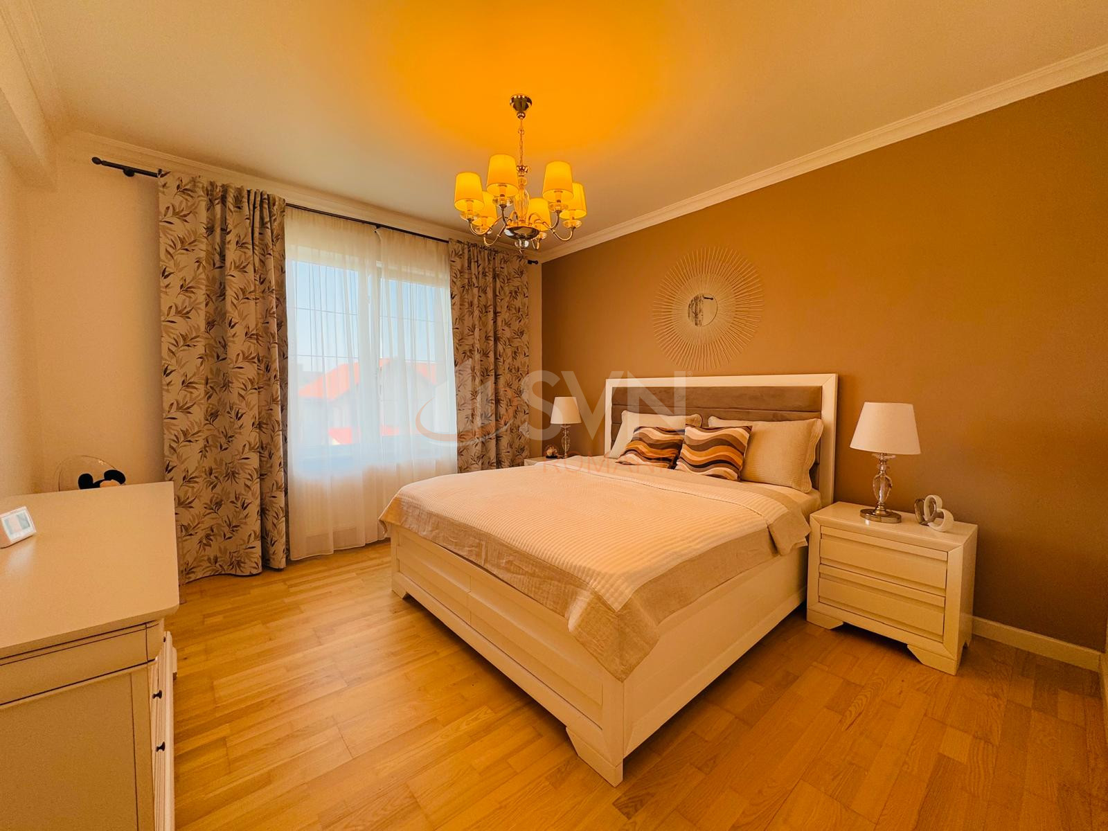 Casa, 5 camere Dambovita/Centru