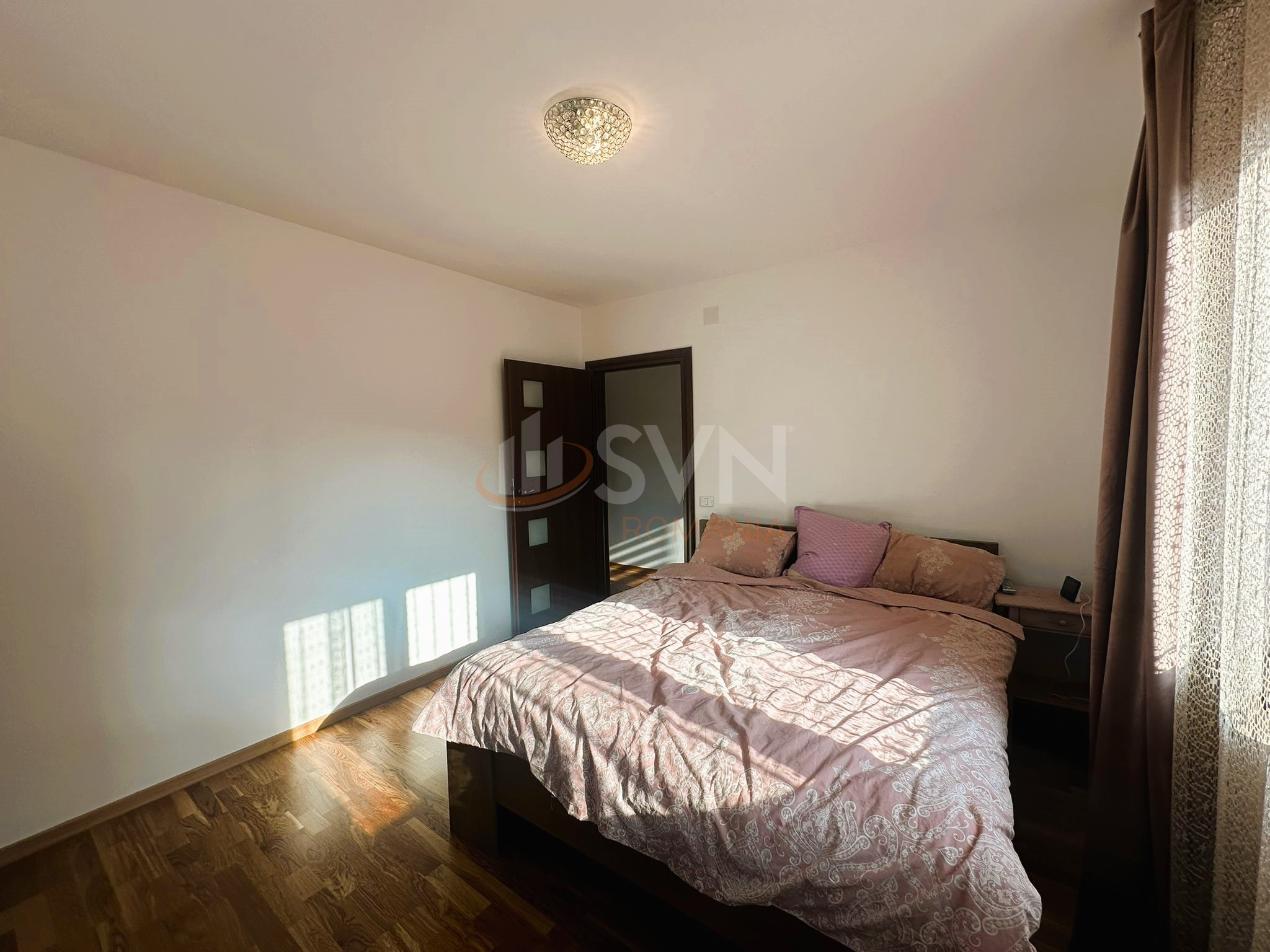 Casa, 5 camere Bucuresti/Domenii