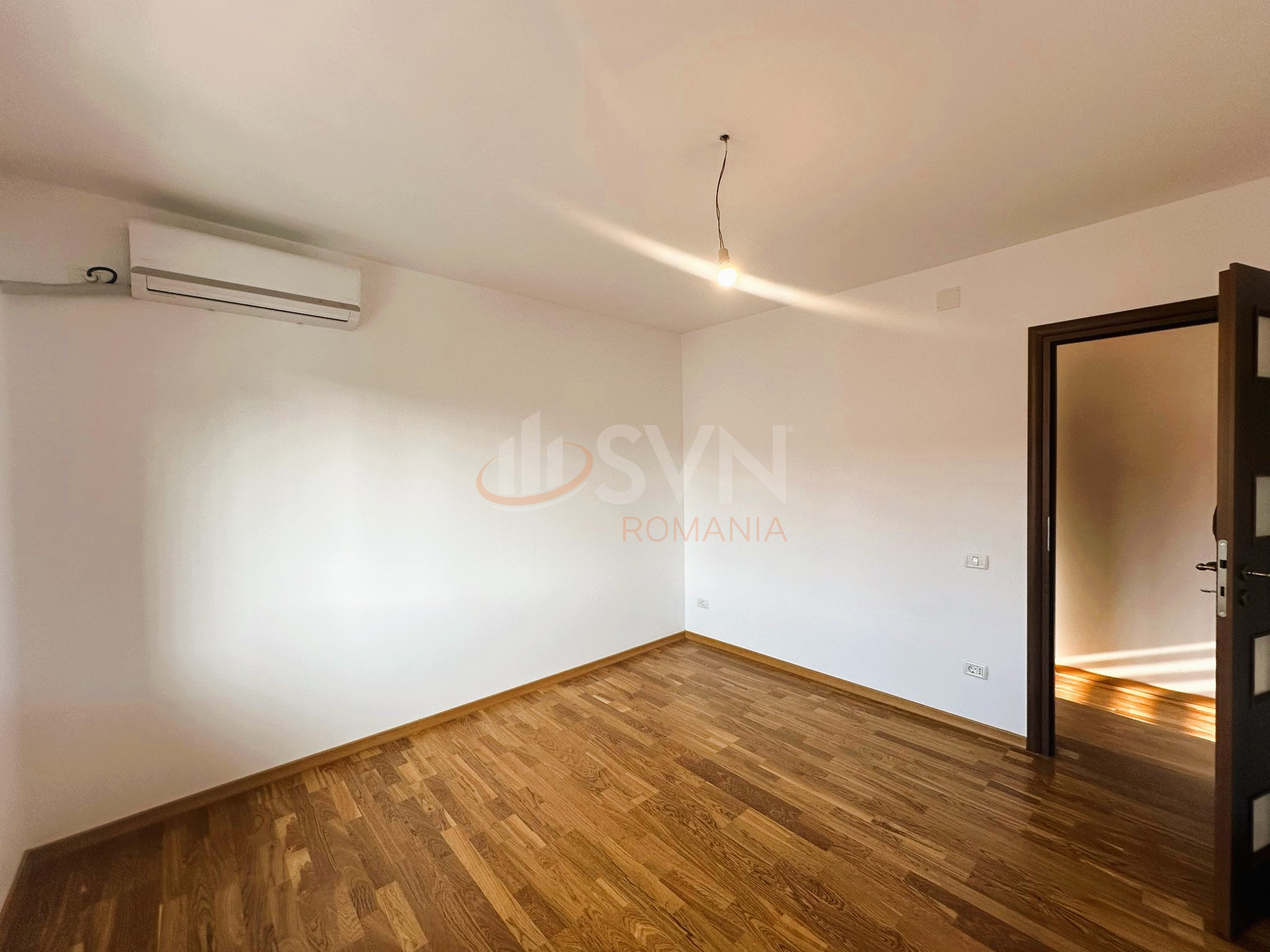 Casa, 5 camere Bucuresti/Domenii