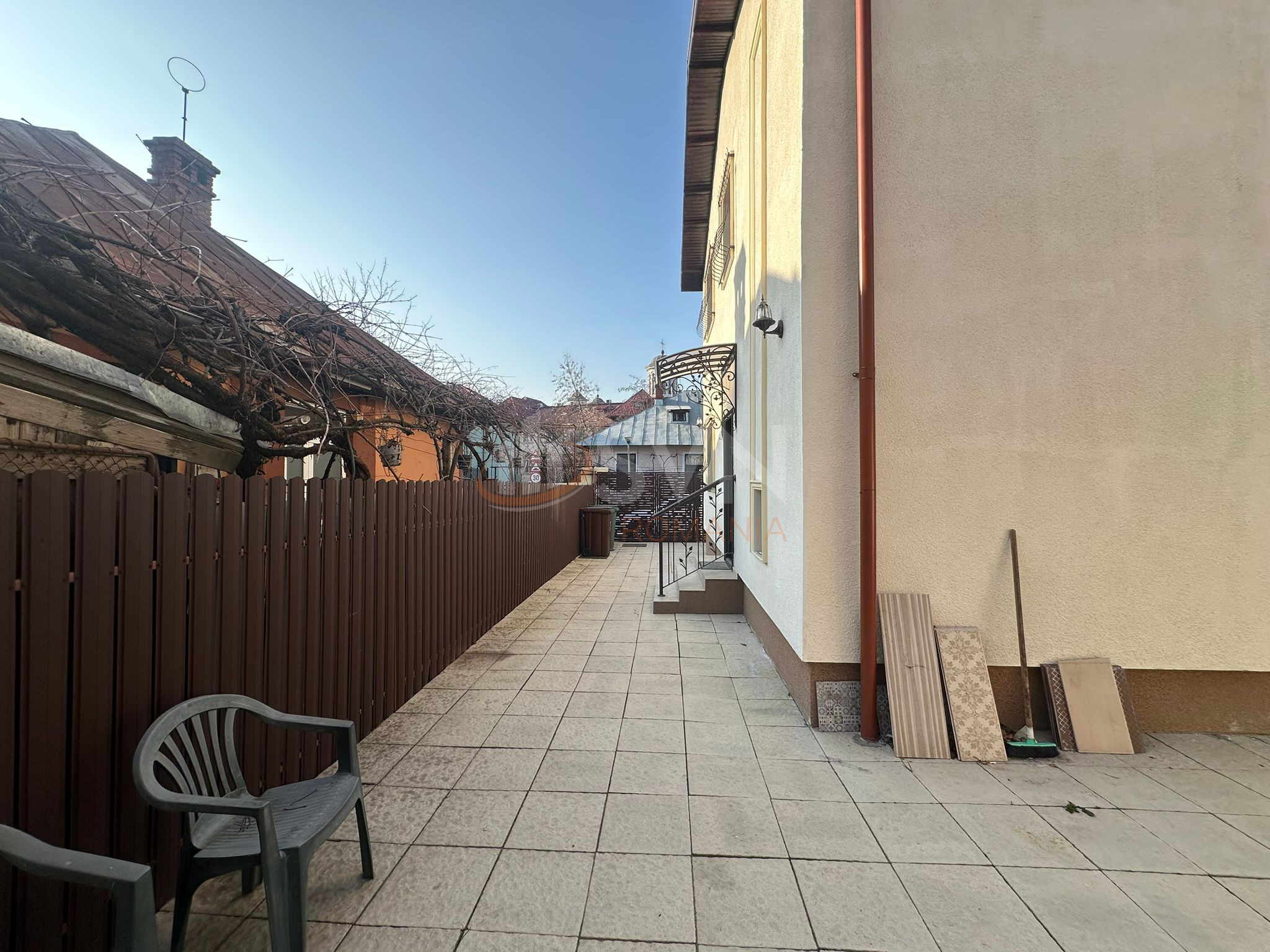 Casa, 5 camere Bucuresti/Domenii