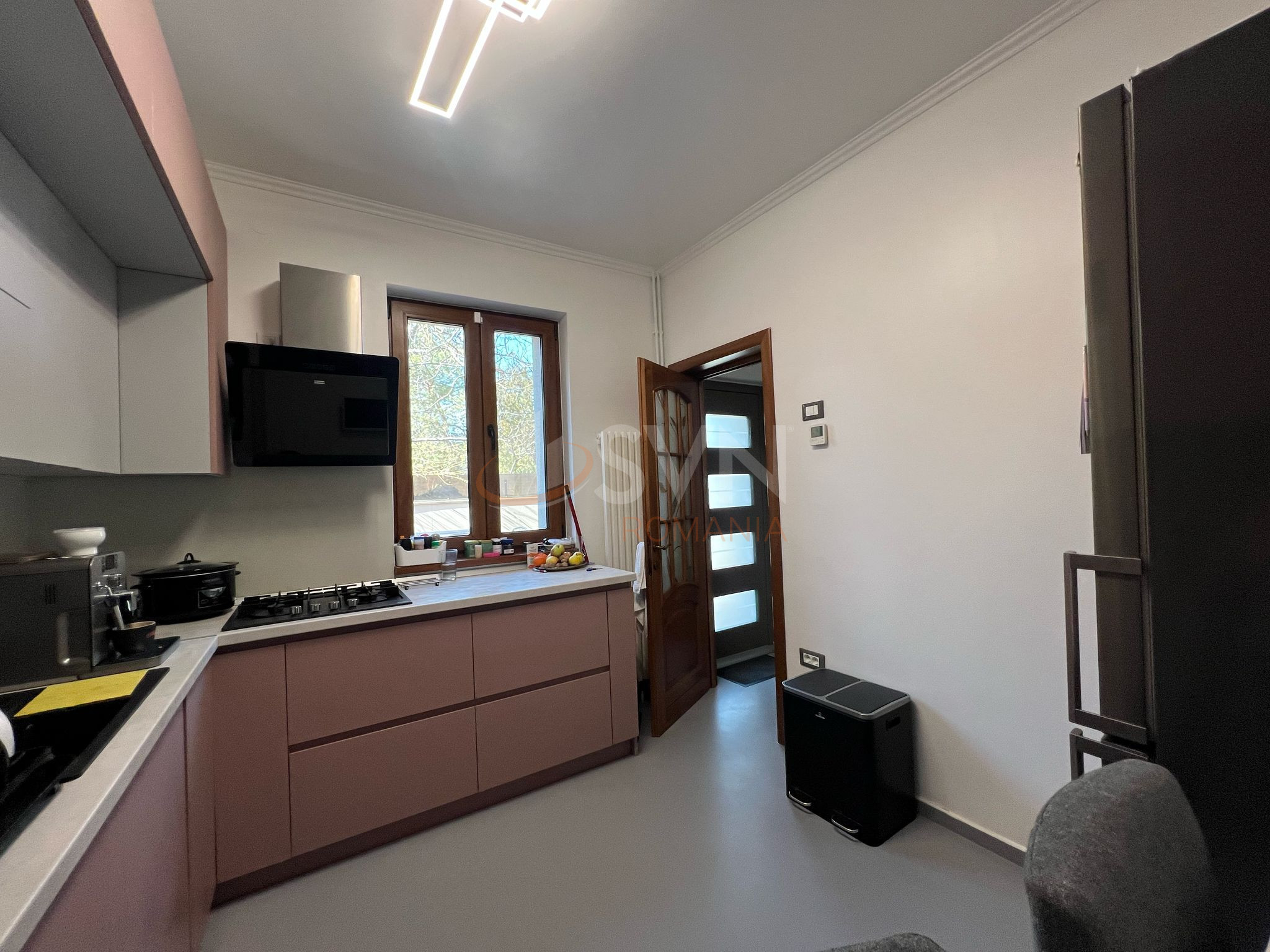 Casa, 5 camere Bucuresti/Domenii