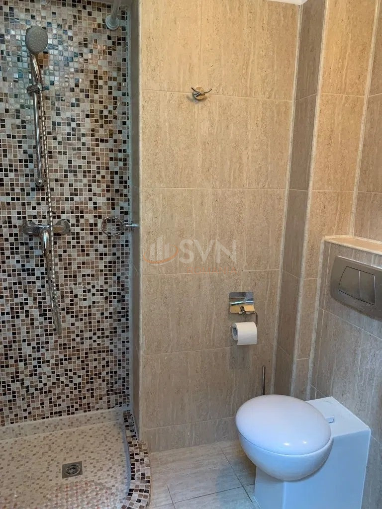 Casa, 5 camere Bucuresti/1 Mai