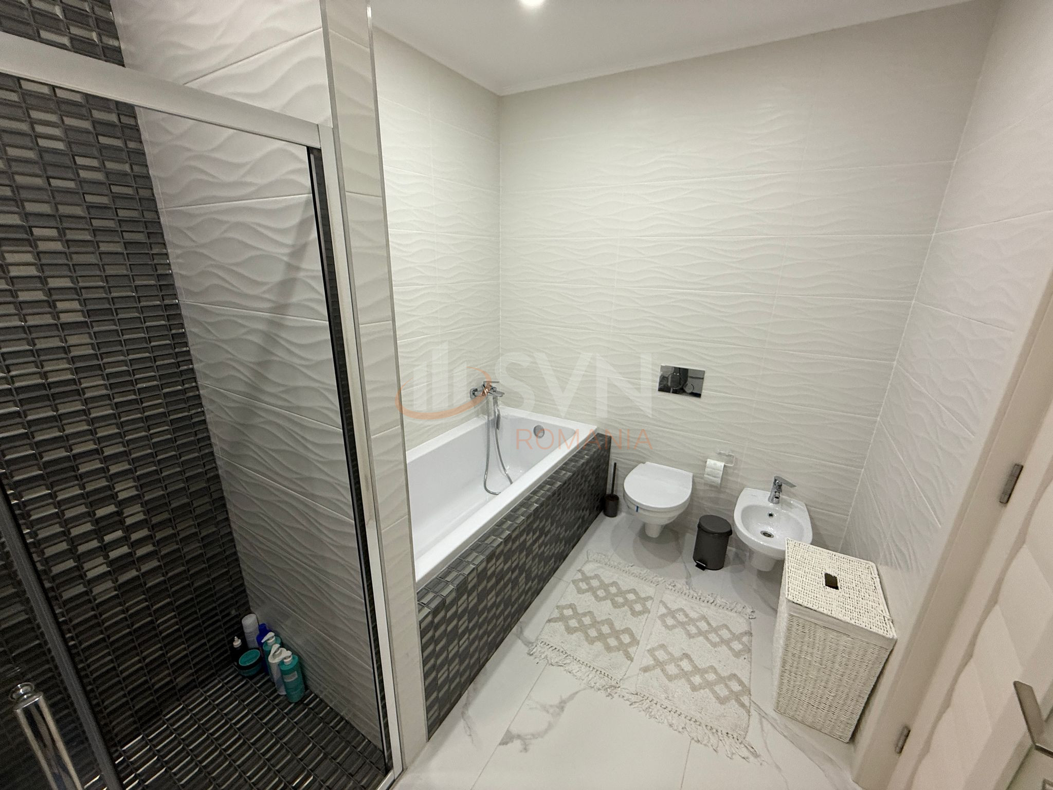 Casa, 5 camere Bucuresti/Prelungirea Ghencea (s6)