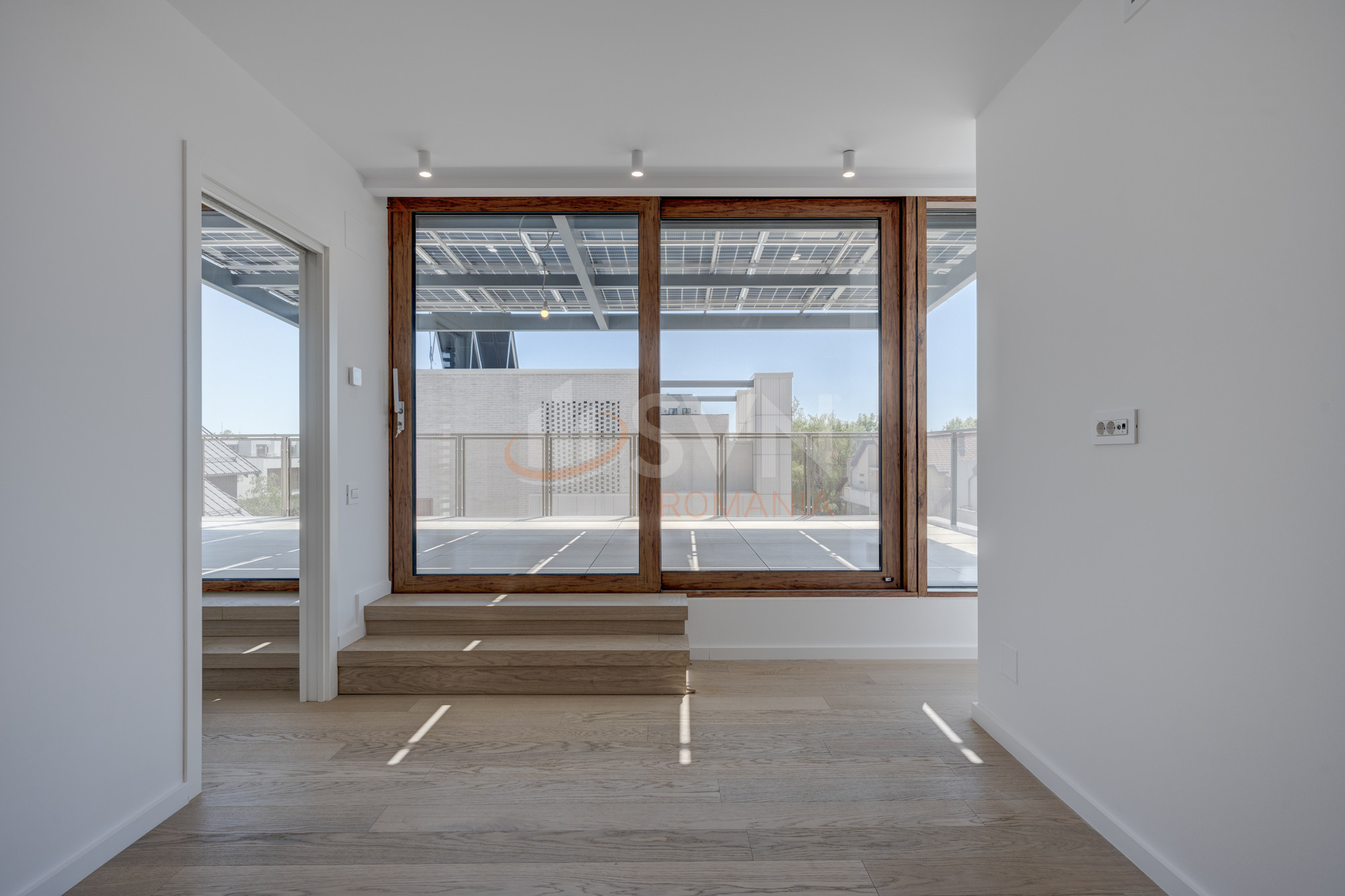 Casa, 6 camere Bucuresti/Iancu Nicolae