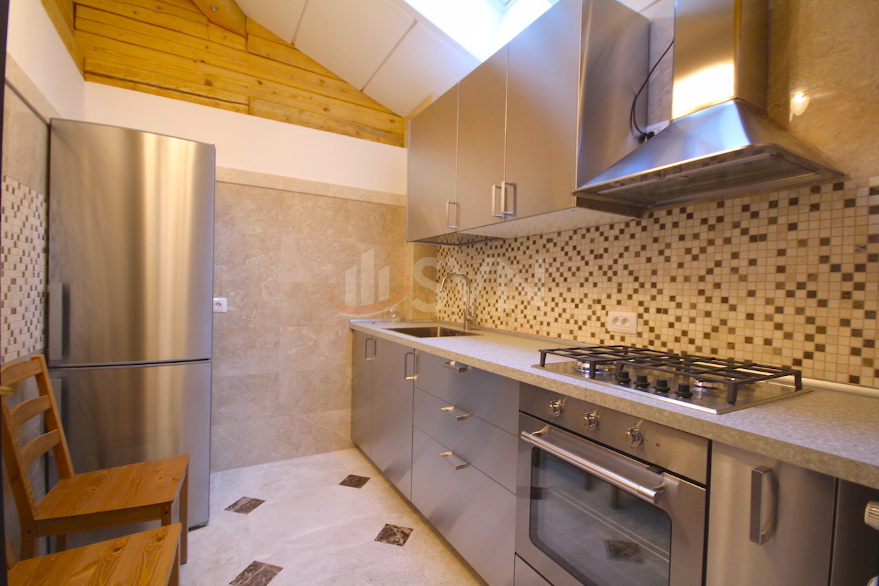 Casa, 6 camere Bucuresti/1 Mai