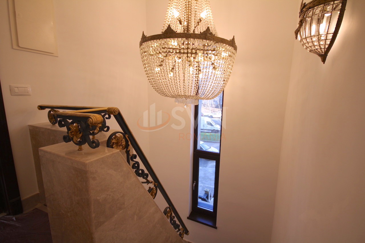 Casa, 6 camere Bucuresti/1 Mai