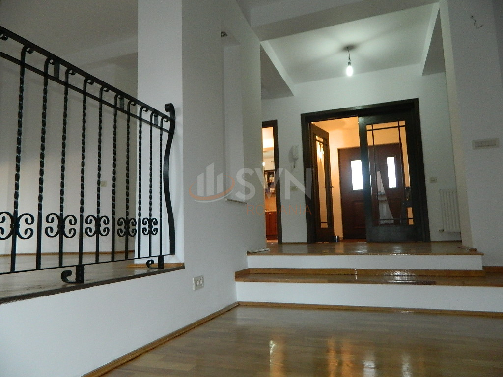 Casa, 6 camere Bucuresti/1 Mai