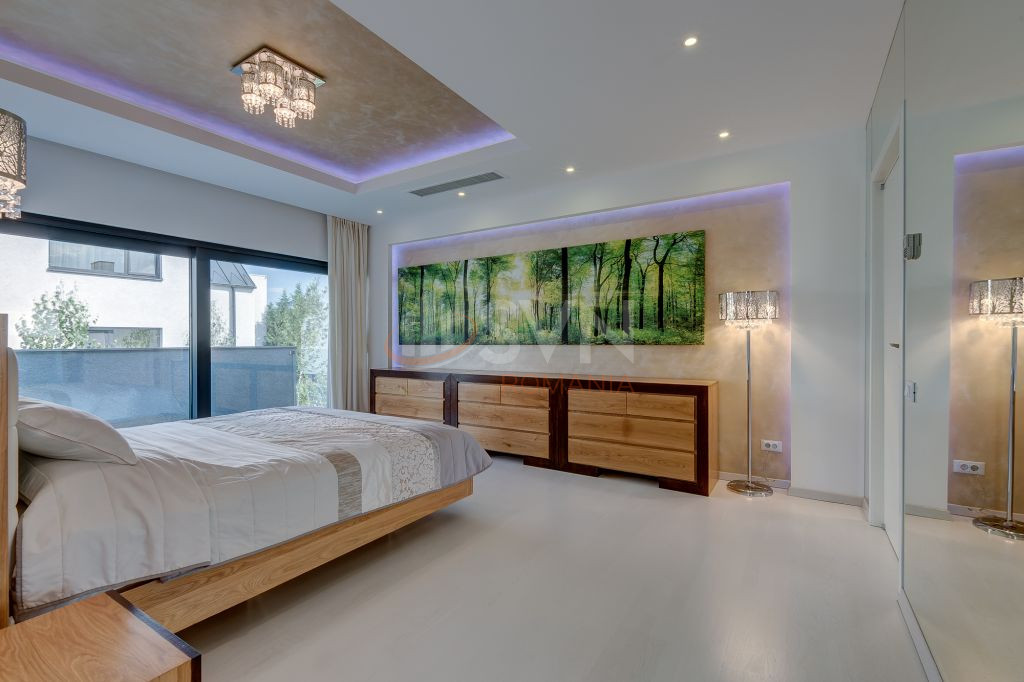 Casa, 6 camere Bucuresti/Pipera