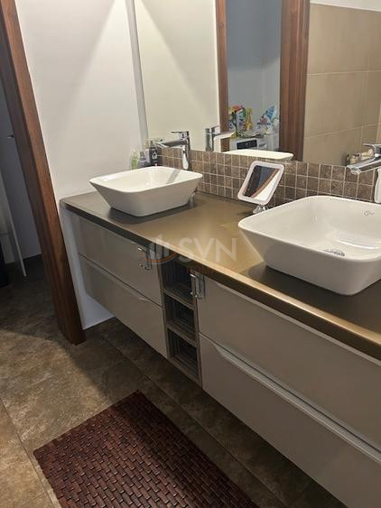 Casa, 6 camere Bucuresti/Baicului