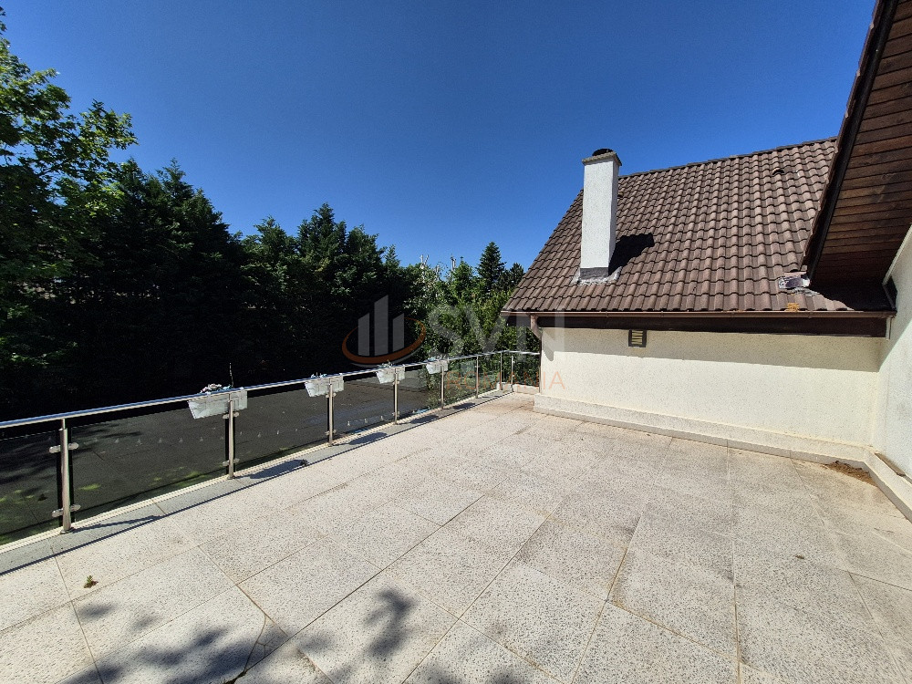 Casa, 6 camere Bucuresti/Iancu Nicolae