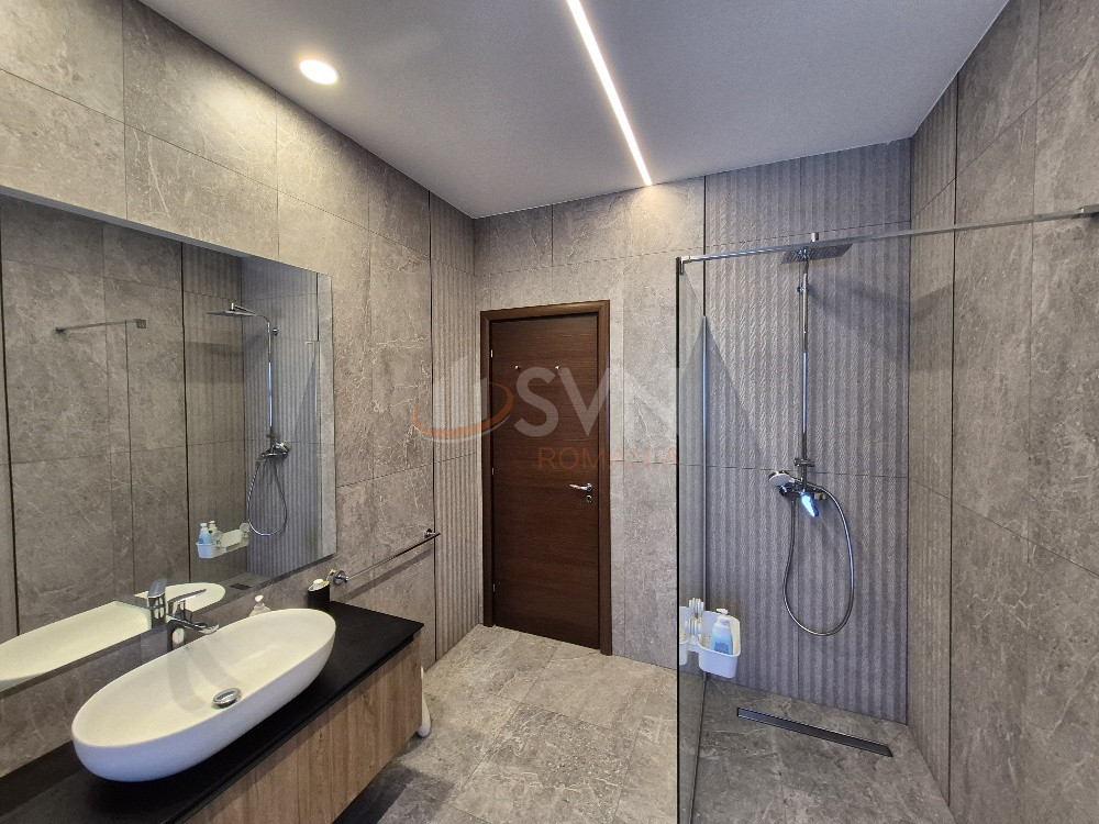Casa, 6 camere Bucuresti/Iancu Nicolae