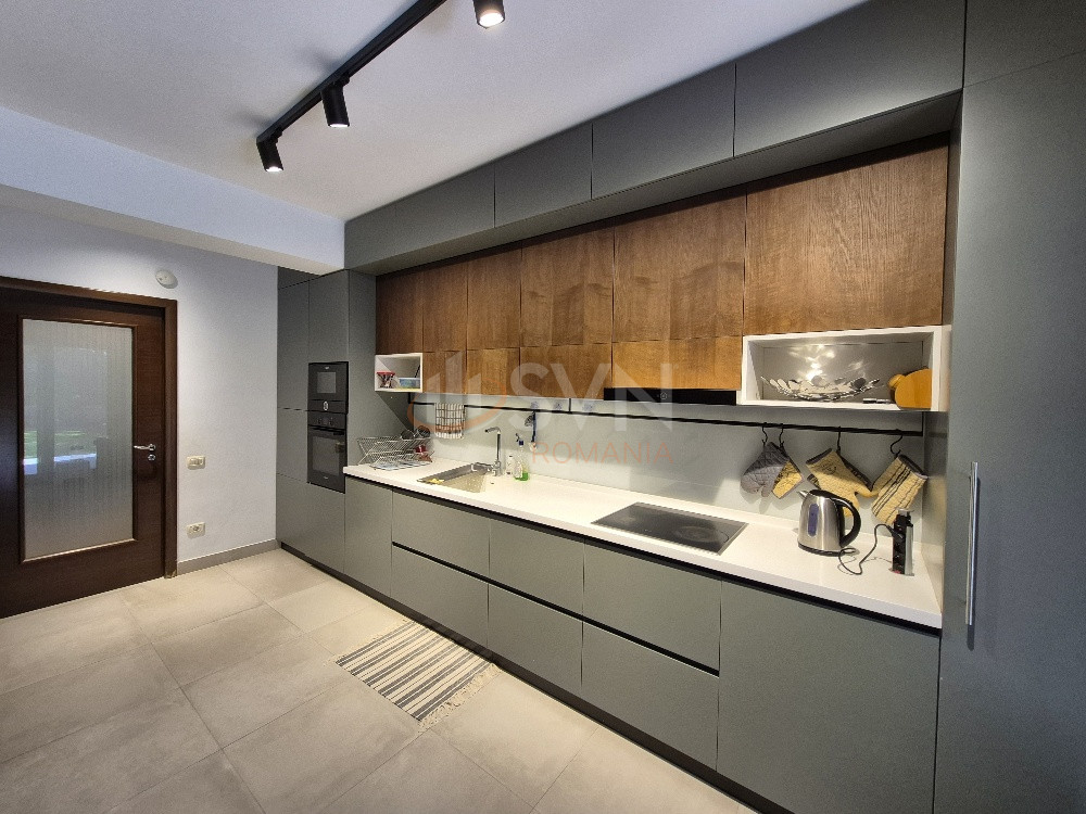 Casa, 6 camere Bucuresti/Iancu Nicolae