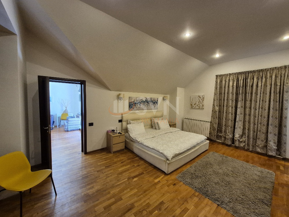 Casa, 6 camere Bucuresti/Iancu Nicolae