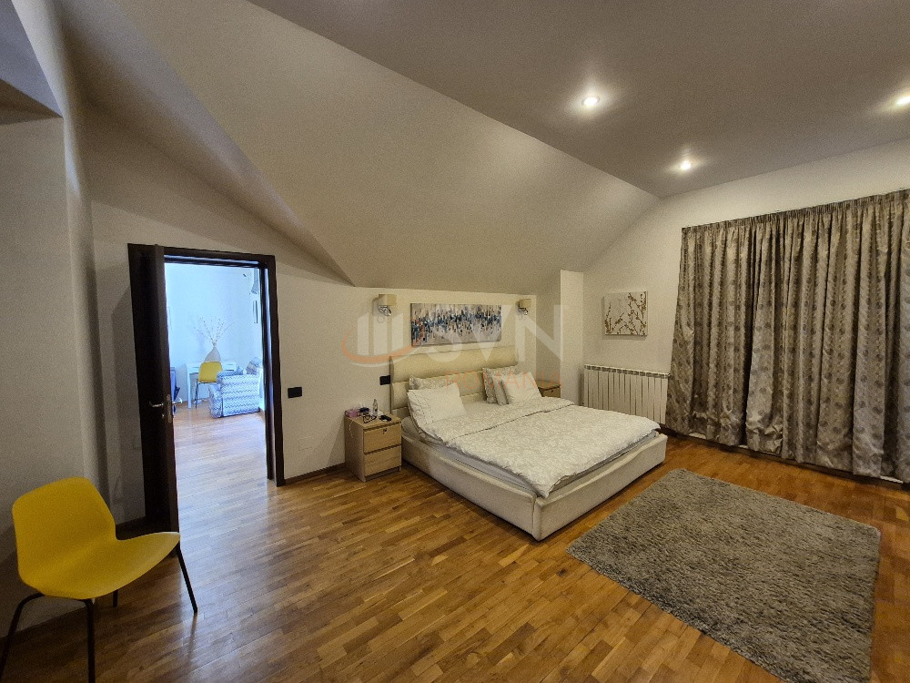 Casa, 6 camere Bucuresti/Iancu Nicolae