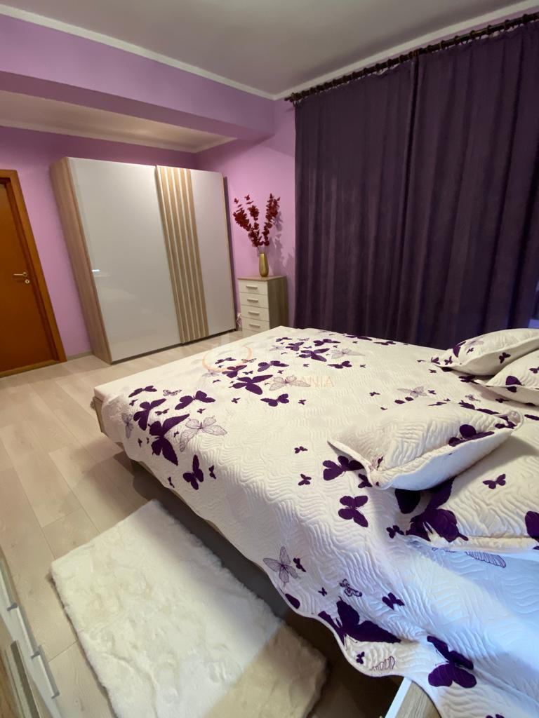 Casa, 6 camere Bucuresti/Bucurestii Noi