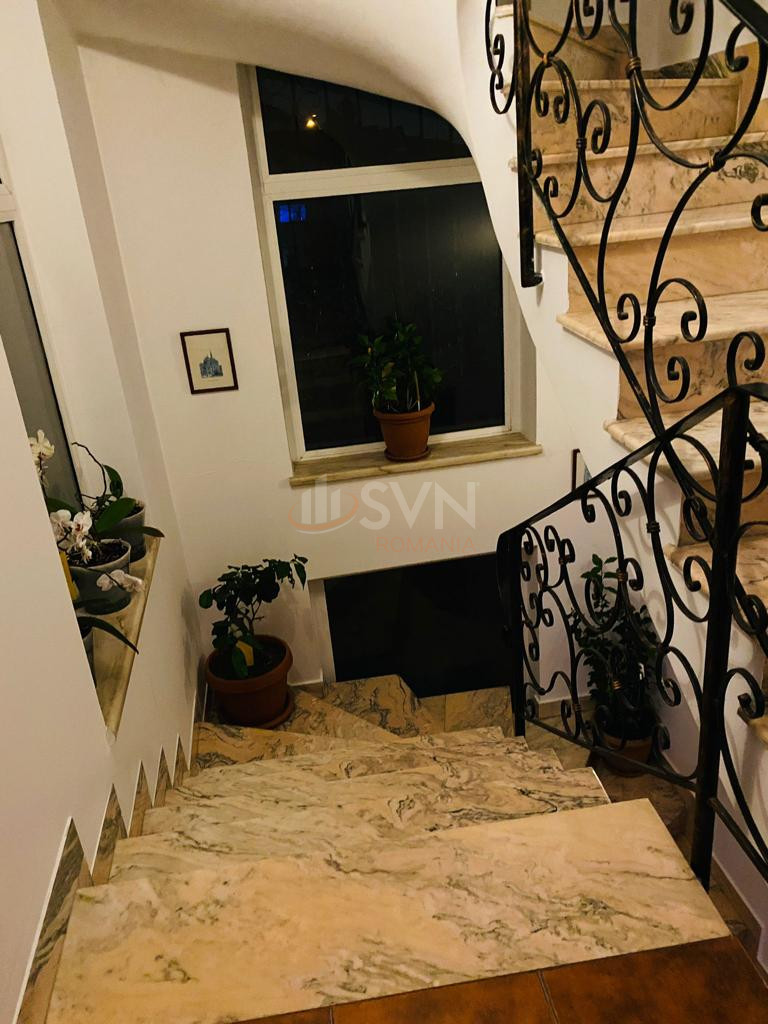 Casa, 6 camere Bucuresti/Bucurestii Noi