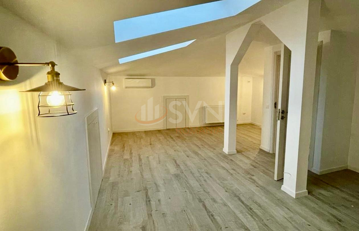 Casa, 6 camere Bucuresti/Baneasa