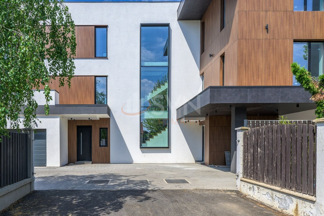 Casa, 6 camere Bucuresti/Iancu Nicolae