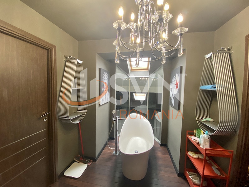 Casa, 6 camere Bucuresti/Domenii